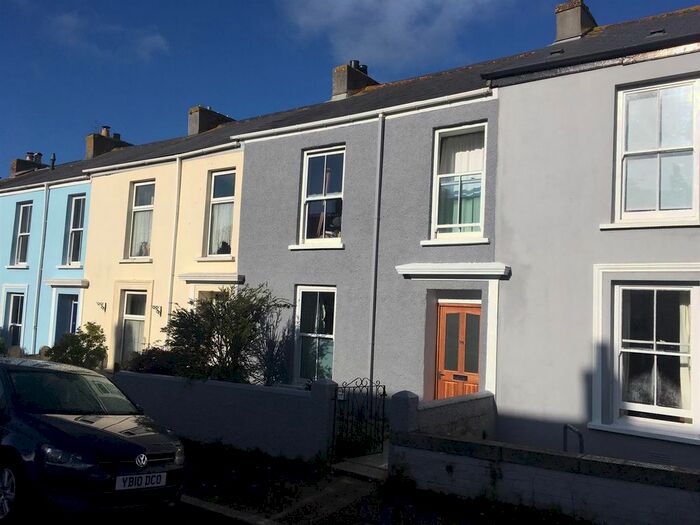 5 Bedroom Terraced House To Rent In Albany Place, Falmouth, TR11