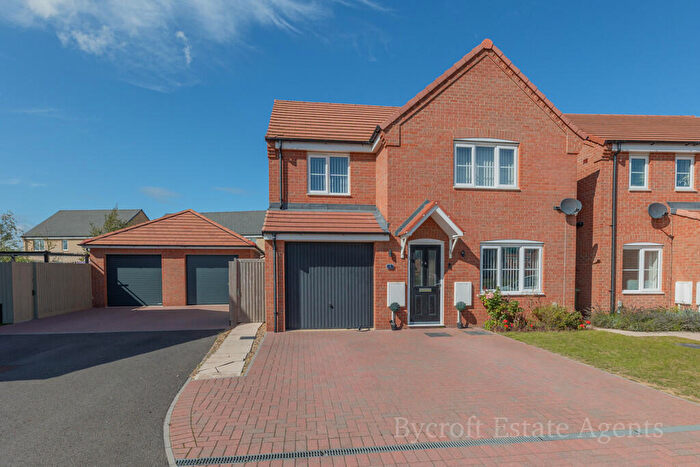 4 Bedroom Detached House For Sale In Bellamy Drive, Bradwell, Great Yarmouth, NR31
