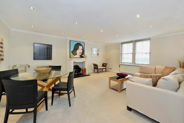 2 Bedroom Apartment To Rent In Hamilton Terrace, St John's Wood, London, NW8
