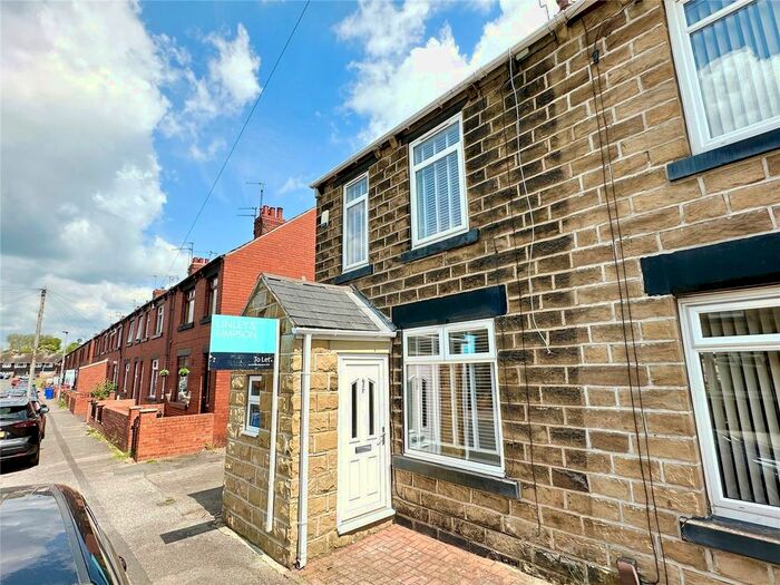 3 Bedroom Semi-Detached House To Rent In Clumber Street, Barnsley, South Yorkshire, Uk, S75