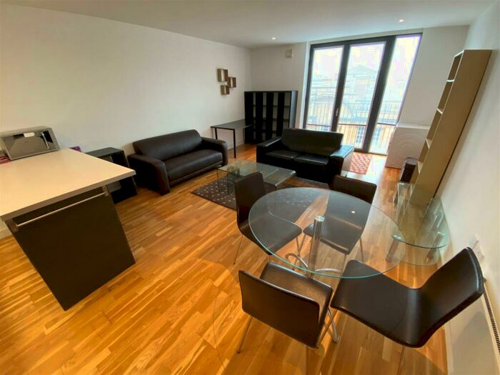 2 Bedroom Apartment To Rent In The Hub, Piccadilly Place, Manchester, M1