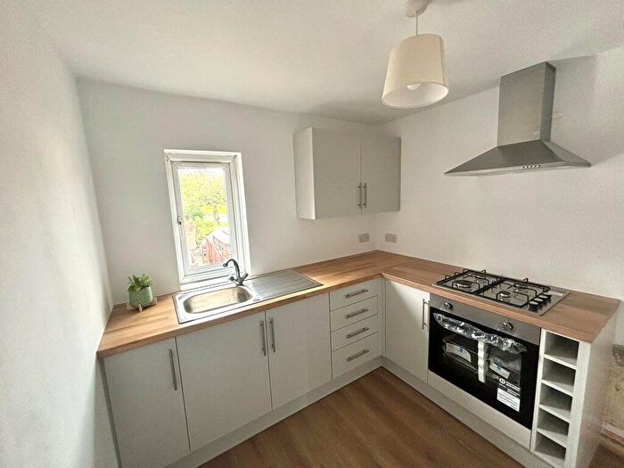 2 Bedroom Flat To Rent In Caplestone Close, Washington, NE38