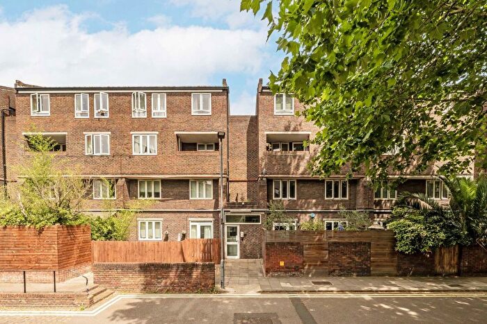 2 Bedroom Flat For Sale In Coopers Lane, London, NW1