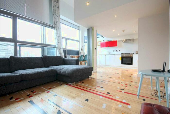 3 Bedroom Apartment To Rent In Connect House, Henry Street, Ancoats, M4