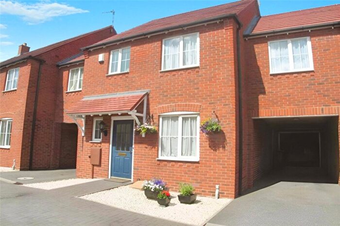4 Bedroom Link Detached House For Sale In Applebees Meadow, Hinckley, Leicestershire, LE10