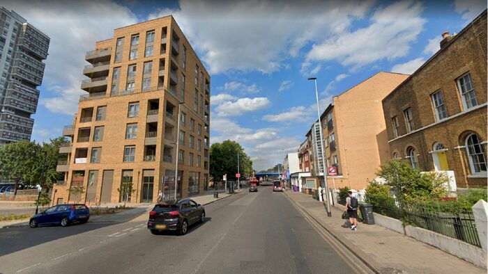 2 Bedroom Flat To Rent In Wandsworth Road, London, SW8