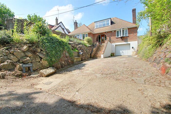 4 Bedroom Detached House To Rent In Sugar Lane, Bourne End, HP1