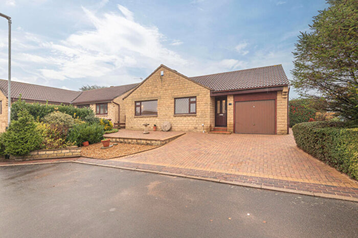 3 Bedroom Detached Bungalow For Sale In Beck Meadow, Barwick In Elmet, Leeds, LS15