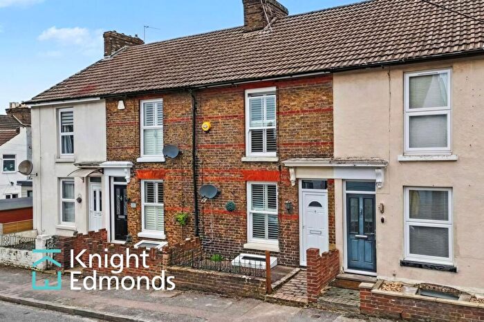 2 Bedroom Terraced House For Sale In Penenden Street, Maidstone, ME14