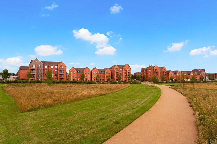 3 Bedroom End Of Terrace House For Sale In Betony Meadow, Houghton Regis, Bedfordshire, LU5