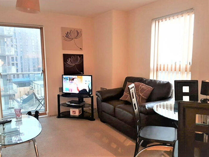 2 Bedroom Apartment To Rent In Britton House, Lord Street, Manchester, M4