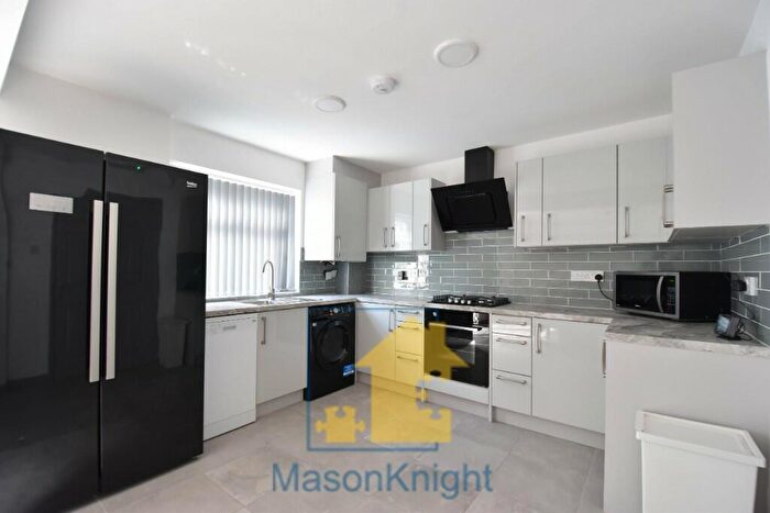 5 Bedroom End Of Terrace House To Rent In Cadnam, Harborne, B17