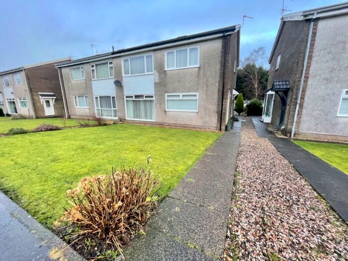 2 Bedroom Flat To Rent In Pitcairn Grove, Hairmyres, East Kilbride, G75