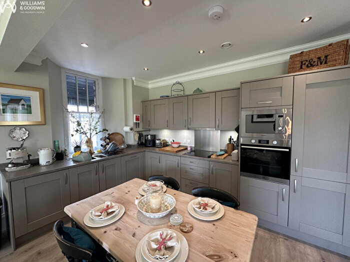 2 Bedroom Apartment For Sale In Plas Y Coed, Bangor, Gwynedd, LL57