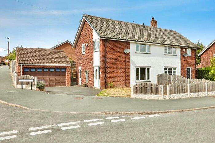 3 Bedroom Semi-Detached House For Sale In Oak Tree Road, Bawtry, Doncaster, DN10