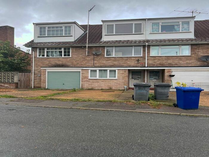4 Bedroom Property To Rent In Colne Valley Road, Haverhill, Suffolk, CB9