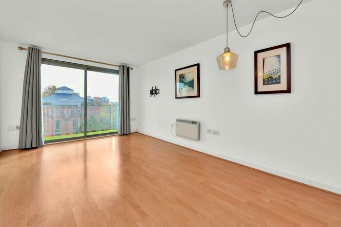 1 Bedroom Flat To Rent In Deals Gateway, London, SE8