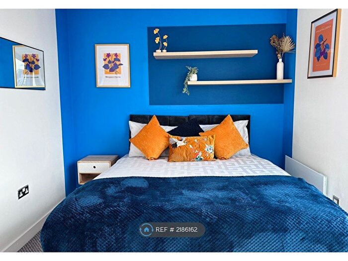 2 Bedroom Flat To Rent In Short Term Let, Sheffield, S1