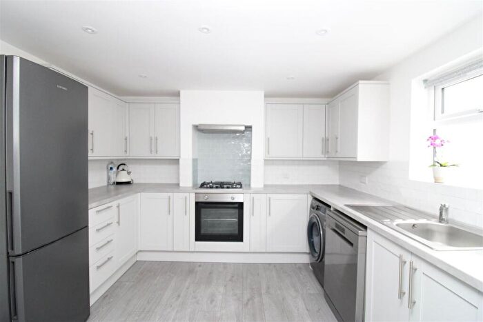 3 Bedroom House To Rent In Shirley Street, Hove, BN3