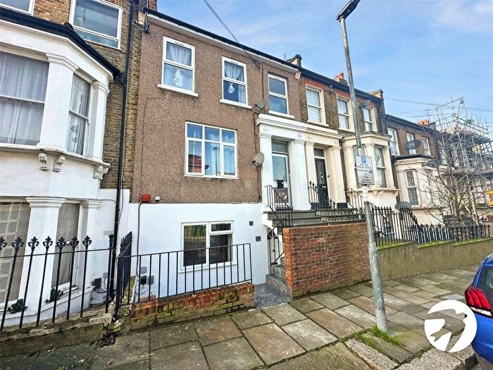 1 Bedroom House To Rent In Elmdene Road, London, SE18