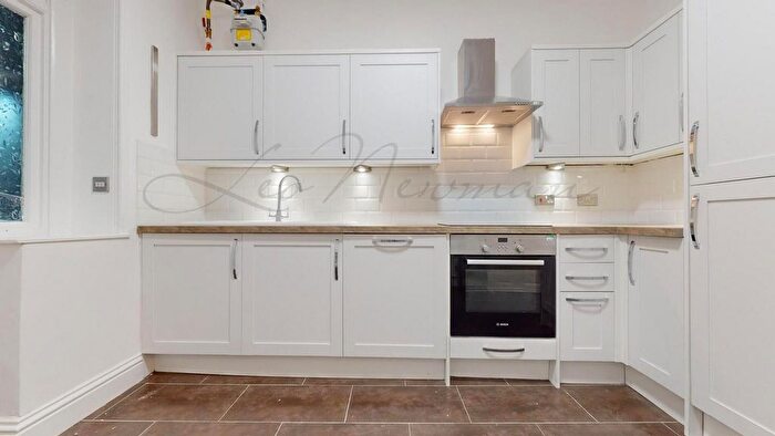 1 Bedroom Flat To Rent In Carlisle Place, Westminster, SW1P