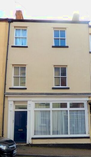 2 Bedroom Flat To Rent In Albion Street, Exmouth EX8