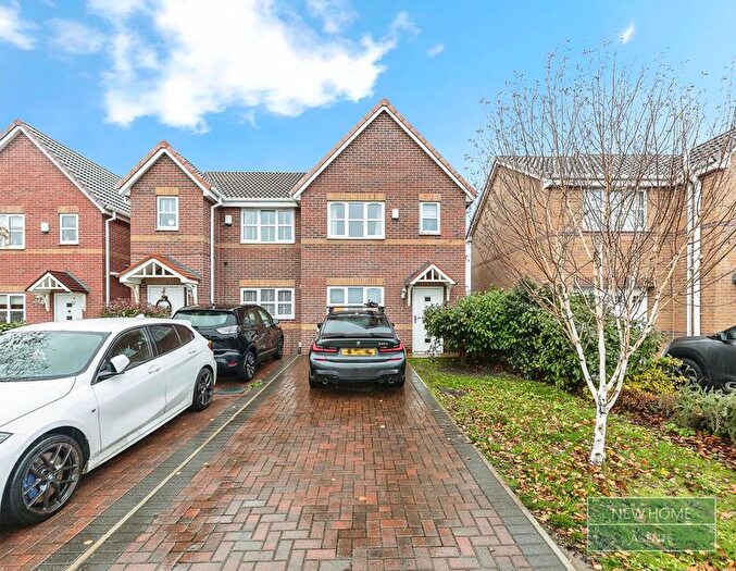 3 Bedroom Semi Detached House For Sale In Fir Tree Court Knottingley, WF11