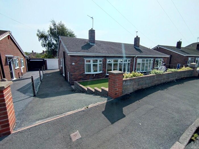 2 Bedroom Semi-Detached Bungalow For Sale In Woodlands Avenue, Talke, Stoke-on-Trent, ST7