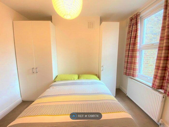 1 Bedroom Flat To Rent In Bawdale Road, London, SE22