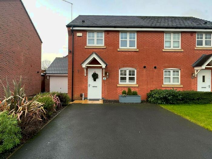 3 Bedroom House To Rent In Richardson Way, Derby, DE22