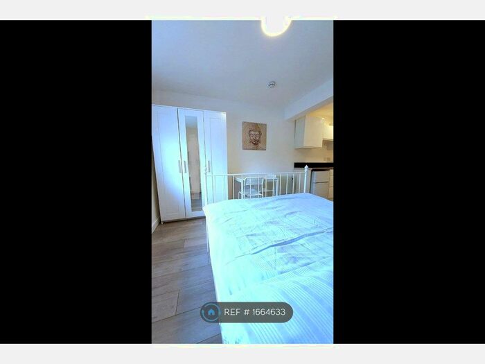 Studio To Rent In Studio, Edgware, HA8 - Photo 2