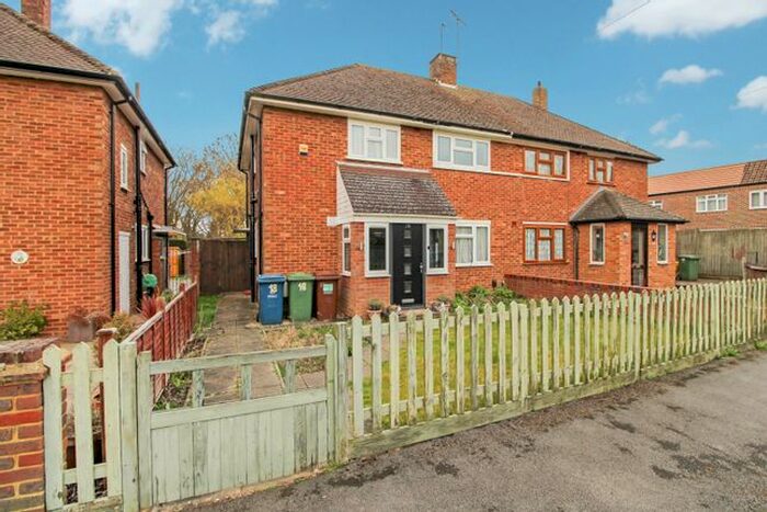 4 Bedroom Semi-Detached House To Rent In Flecker Close, Stanmore, HA7