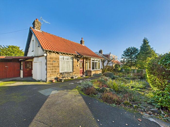 3 Bedroom Bungalow For Sale In Sheriff Lane, Bingley, BD16