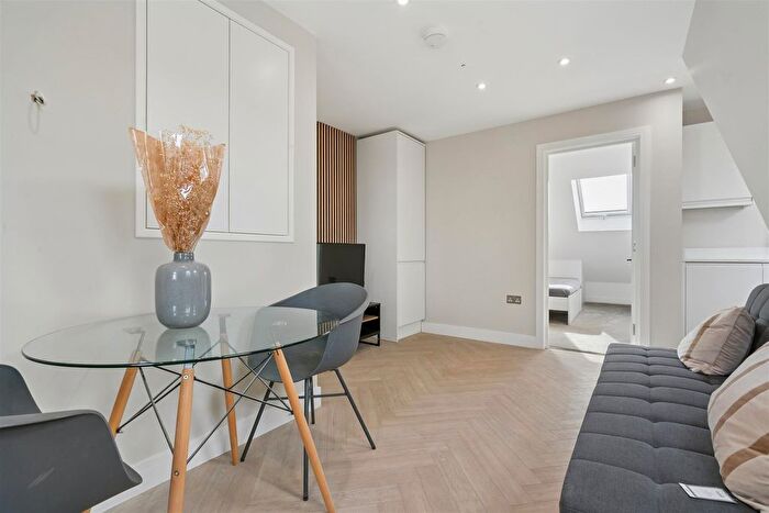 1 Bedroom Flat For Sale In Hoyle Road, Tooting, SW17