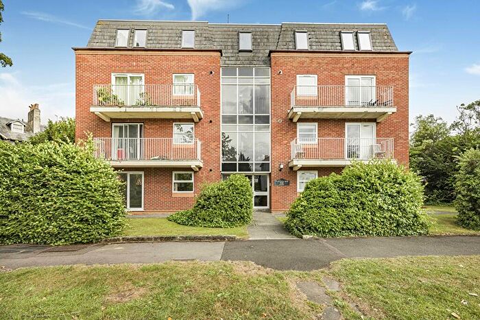 2 Bedroom Apartment To Rent In Christchurch Road, Cheltenham, GL50