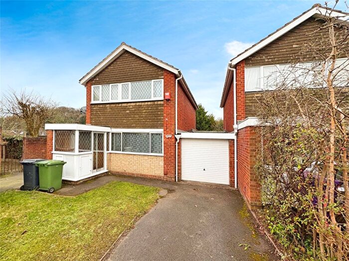 4 Bedroom Detached House To Rent In Tyrley Close, Compton, Wolverhampton, West Midlands, WV6