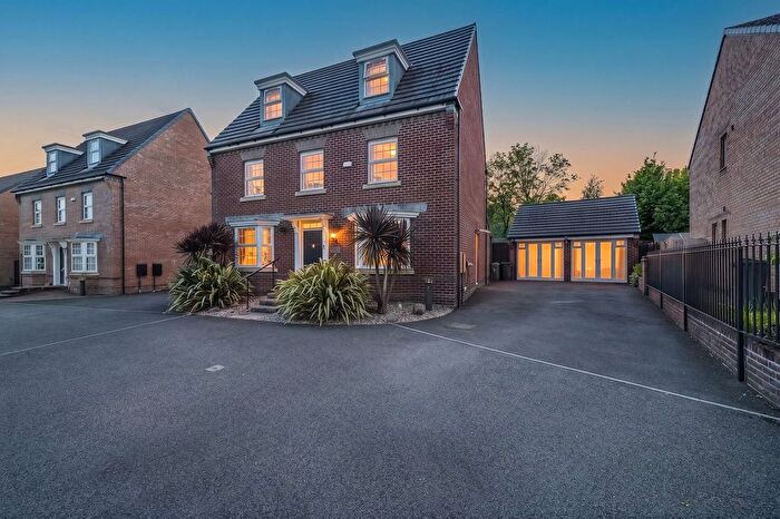 5 Bedroom Detached House For Sale In Ty'n-Y-Gollen Court, Old St. Mellons, CF3