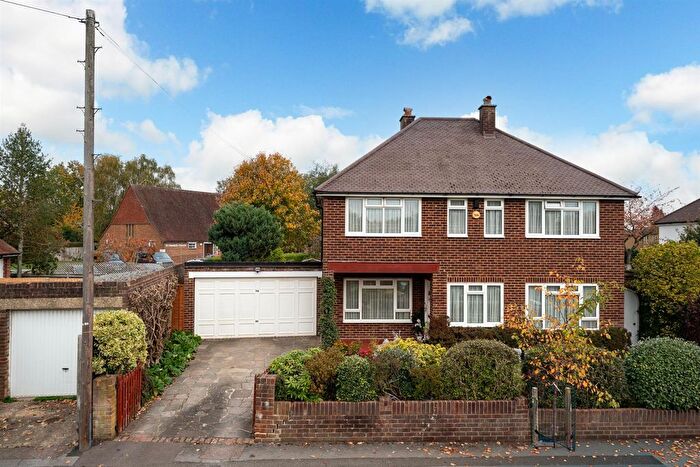 4 Bedroom Detached House For Sale In Girton Way, Croxley Green, WD3