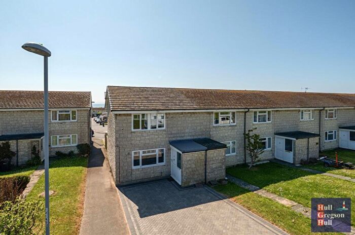 3 Bedroom End Of Terrace House For Sale In Greenways, Portland, DT5