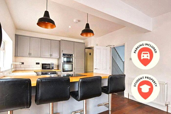 1 Bedroom Semi-Detached House To Rent In Kingsholm Road, Southmead, Bristol, BS10