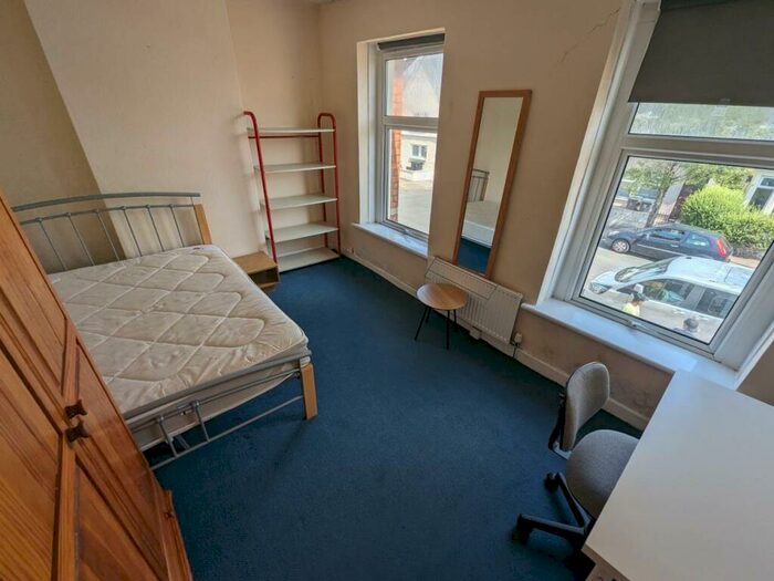 3 Bedroom House To Rent In Harriet Street, Cathays, Cardiff, CF24