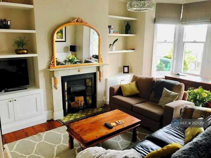 1 Bedroom Flat To Rent In Wells Road, Bath, BA2