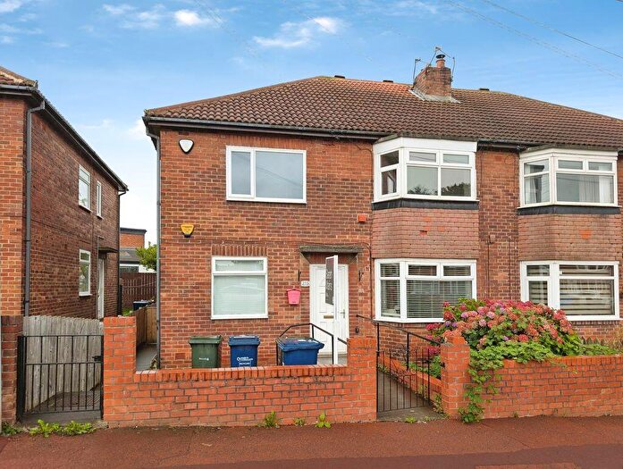 2 Bedroom Flat To Rent In Silver Lonnen, Newcastle Upon Tyne, NE5