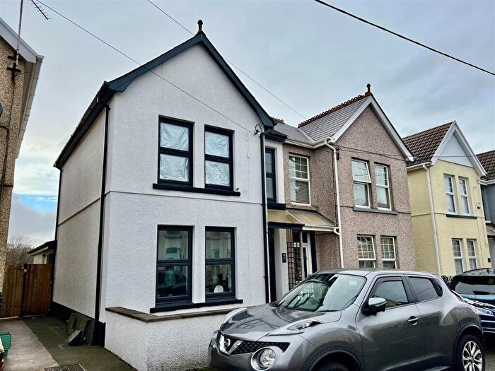 3 Bedroom Semi Detached House For Sale In Tirydail Lane, Ammanford, SA18