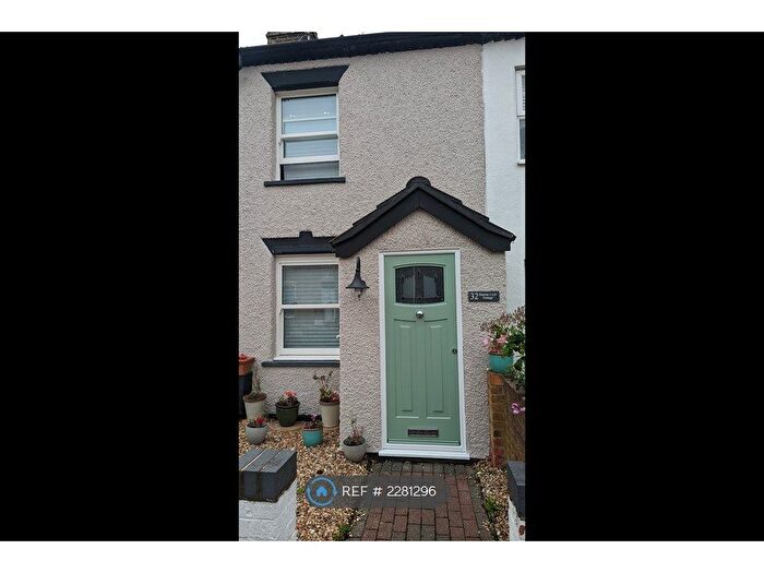 2 Bedroom Terraced House To Rent In Wellesley Road, Brentwood, CM14