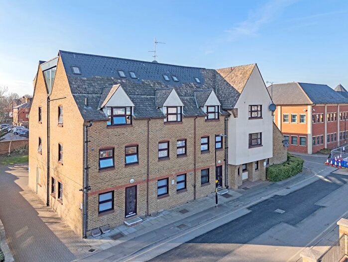 1 Bedroom Flat For Sale In Glebe Road, Chelmsford, CM1