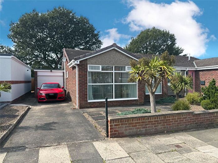 2 Bedroom Bungalow For Sale In Auckland Road, Newton Hall, Durham, DH1