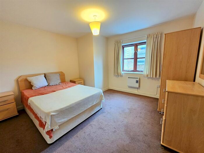 2 Bedroom Flat To Rent In Flat, Burgundy Walk, Forehill, Ely, CB7