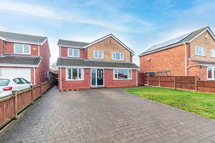 4 Bedroom Detached House For Sale In Oakfield Road, Malvern, WR14