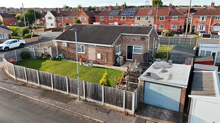 3 Bedroom Detached Bungalow For Sale In Askham Grove, Upton, WF9